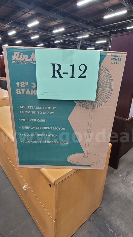 **** 18 Inch Air King 3 Speed Stand Fan ****