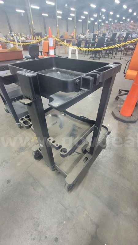 **** Plastic Utility Cart **** (I)
