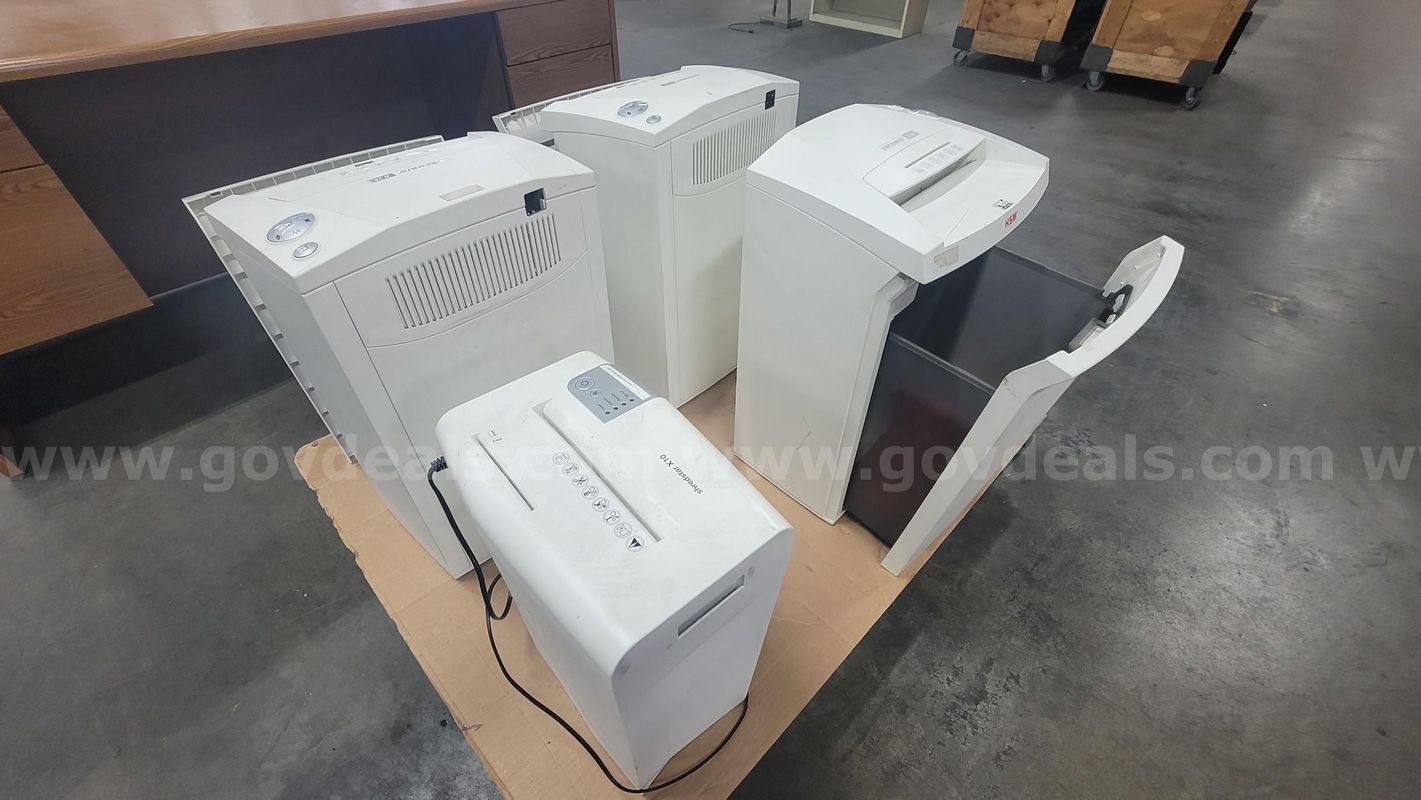 **** 4 Units Paper Shredder **** (I)