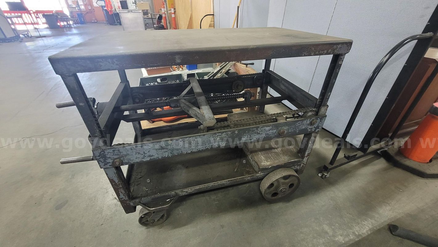 **** Portelvator Adjustable Height Hand Crank Cart **** (I)