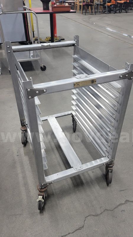 **** Commercial Aluminum 10 Tier Half Height Sheet Pan Rack **** (I)