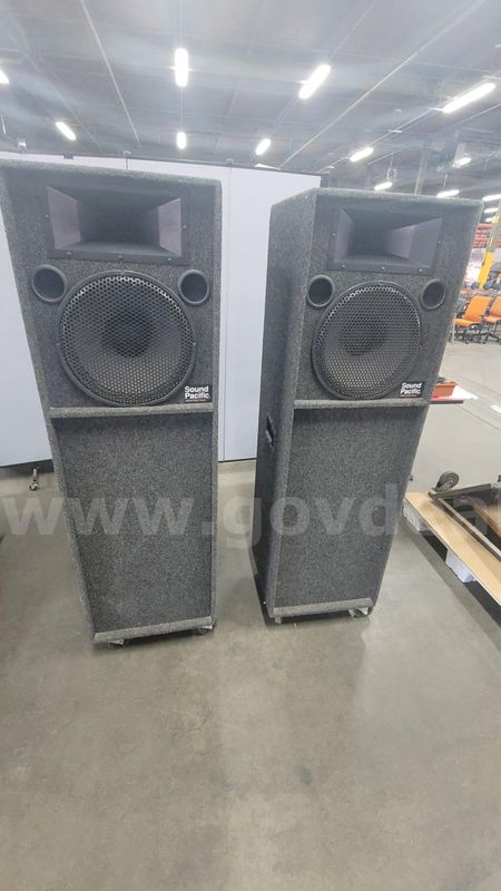 **** Sound Pacific Subwoofer Speakers **** (I)