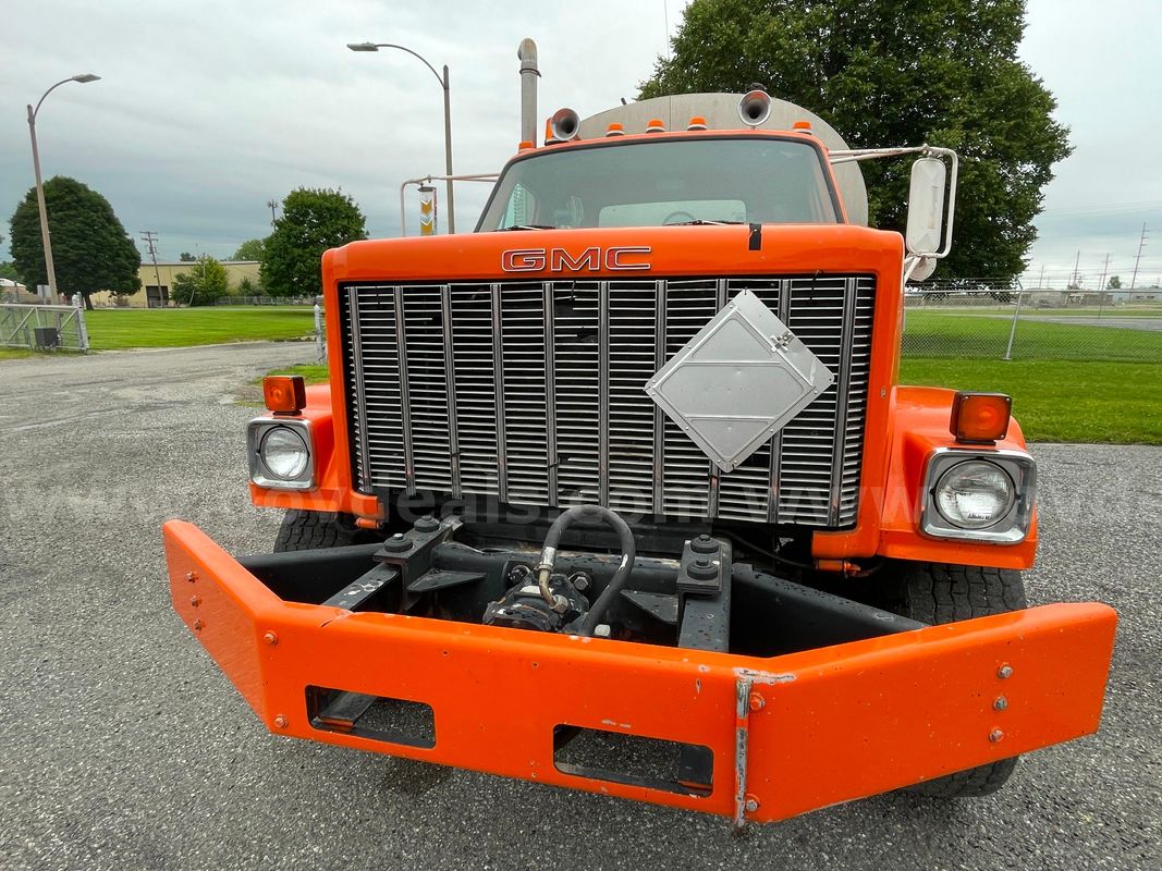 1984 GMC Brigadier