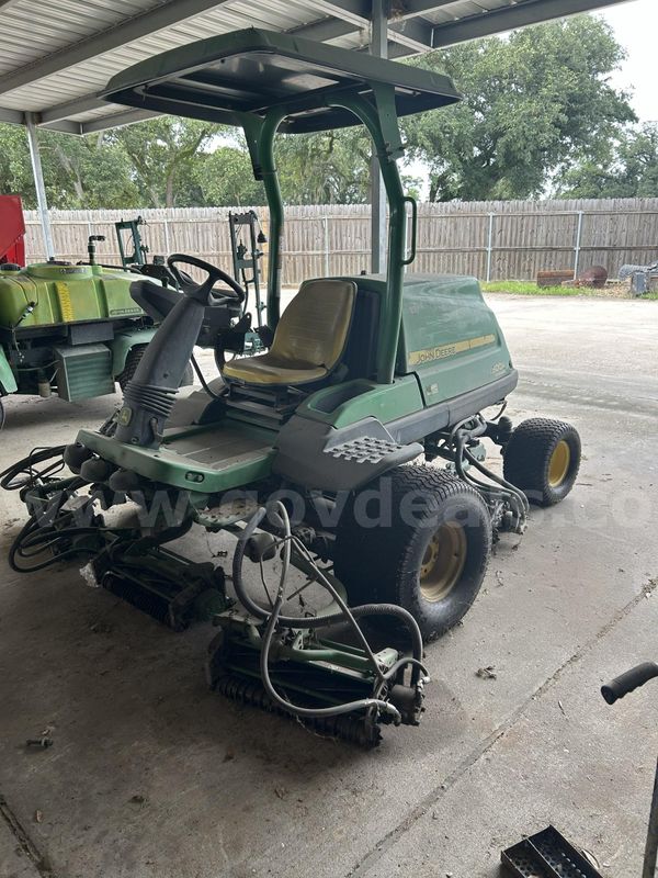 John Deere Fairway Mower 7500A Precision Cut