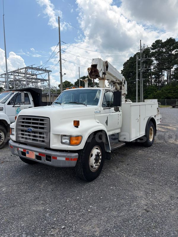 1995 Ford F700