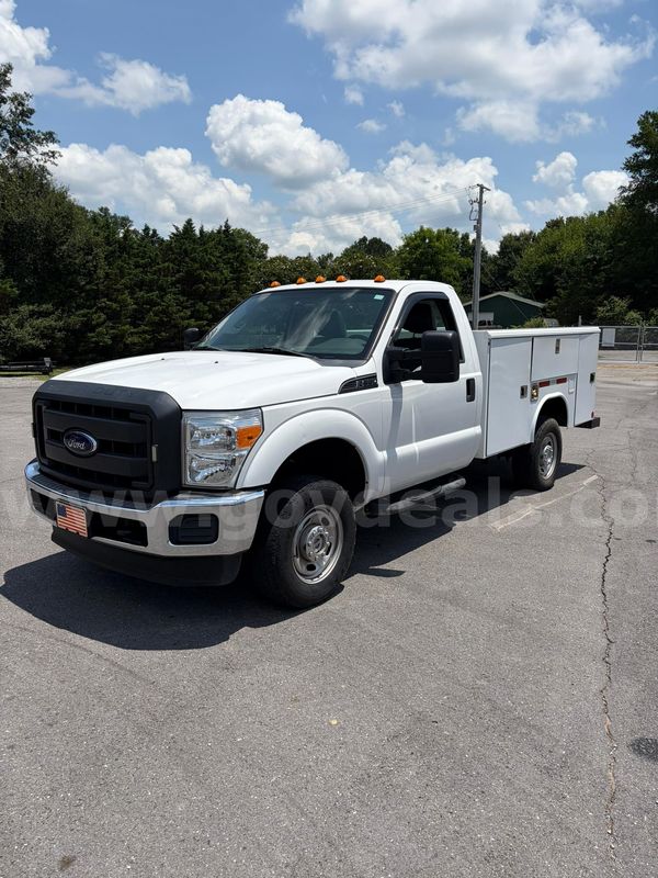 2015 Ford F-350 SD