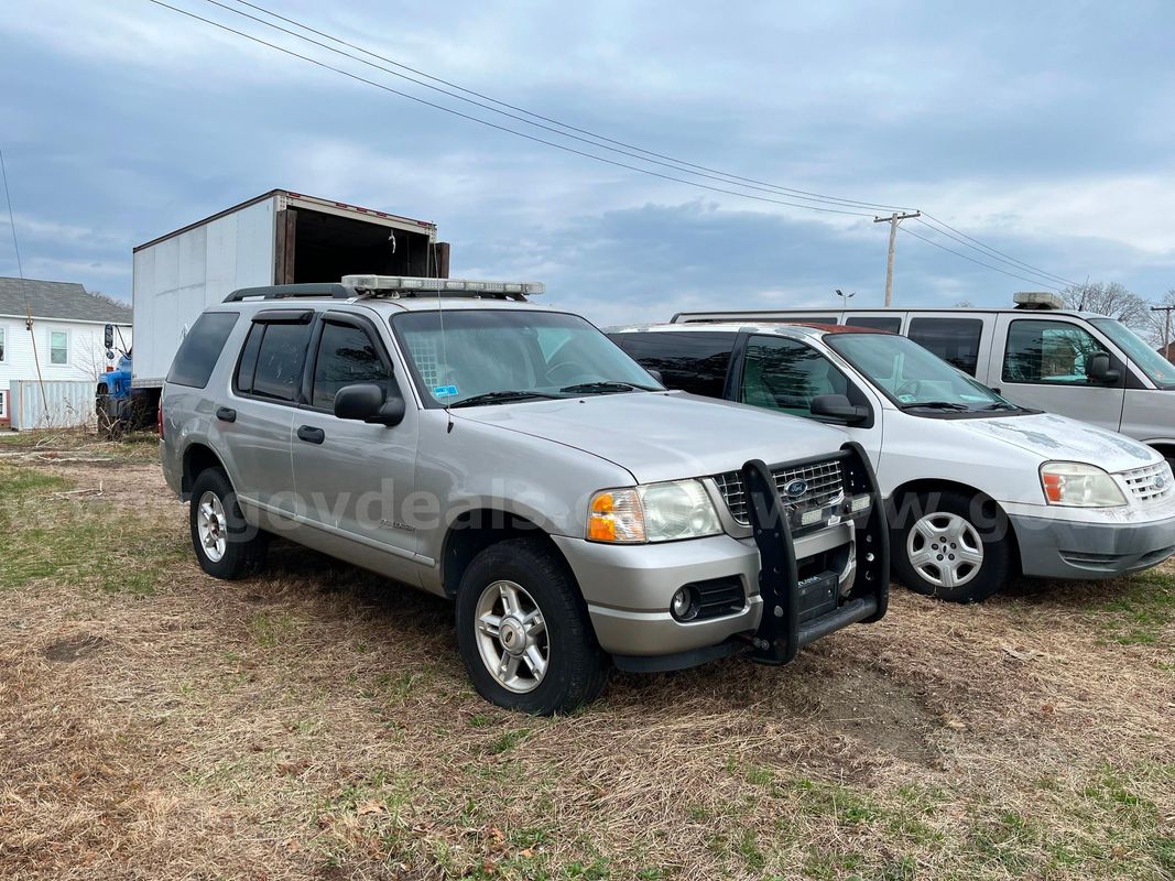 2005 Ford Explorer