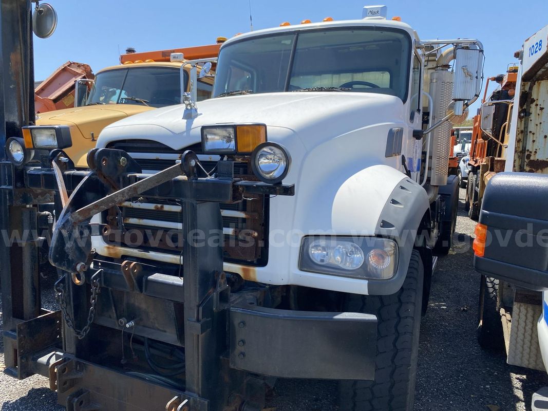 2007 Mack CTP713