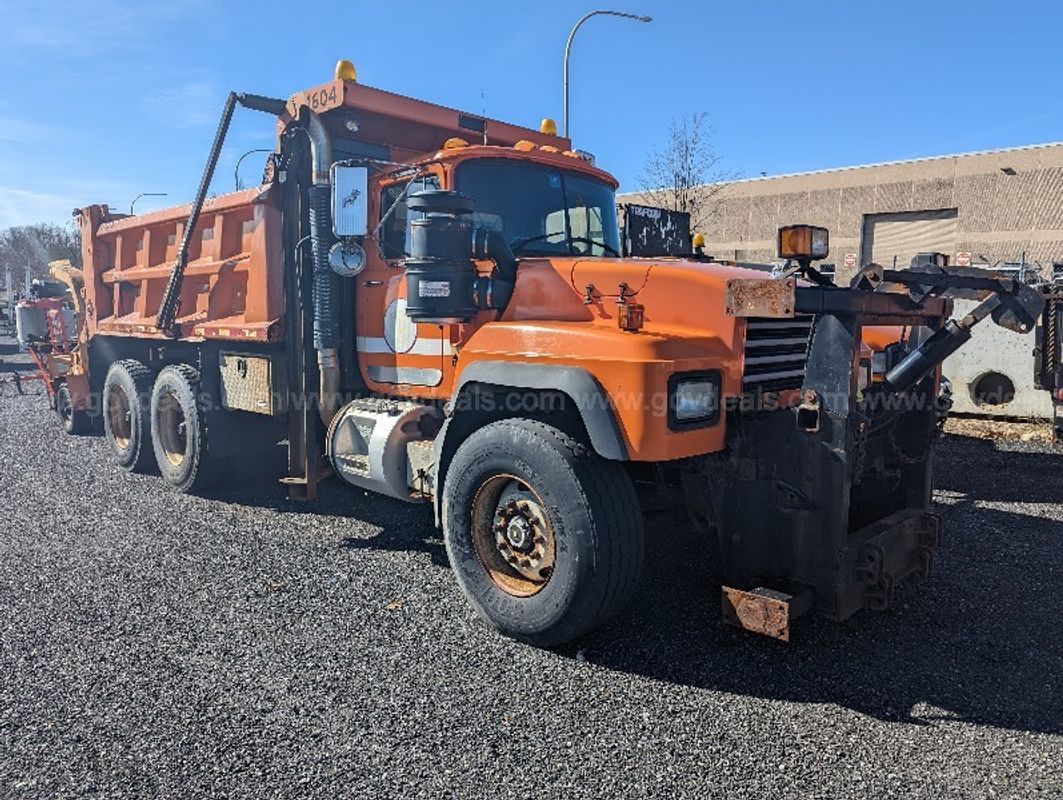 2003 Mack RD688SX