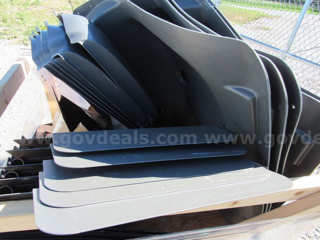 Pallet of Dodge Charger Cage Parts (1N)