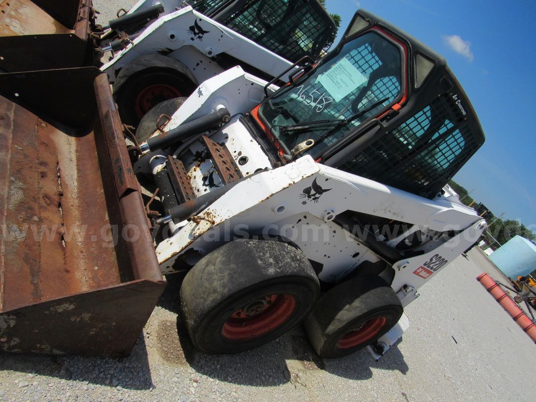 2006 Bobcat S220 Skid Steer