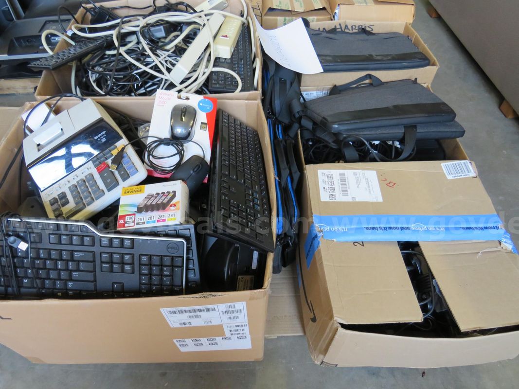 Pallet of Computer Accessories & Bags