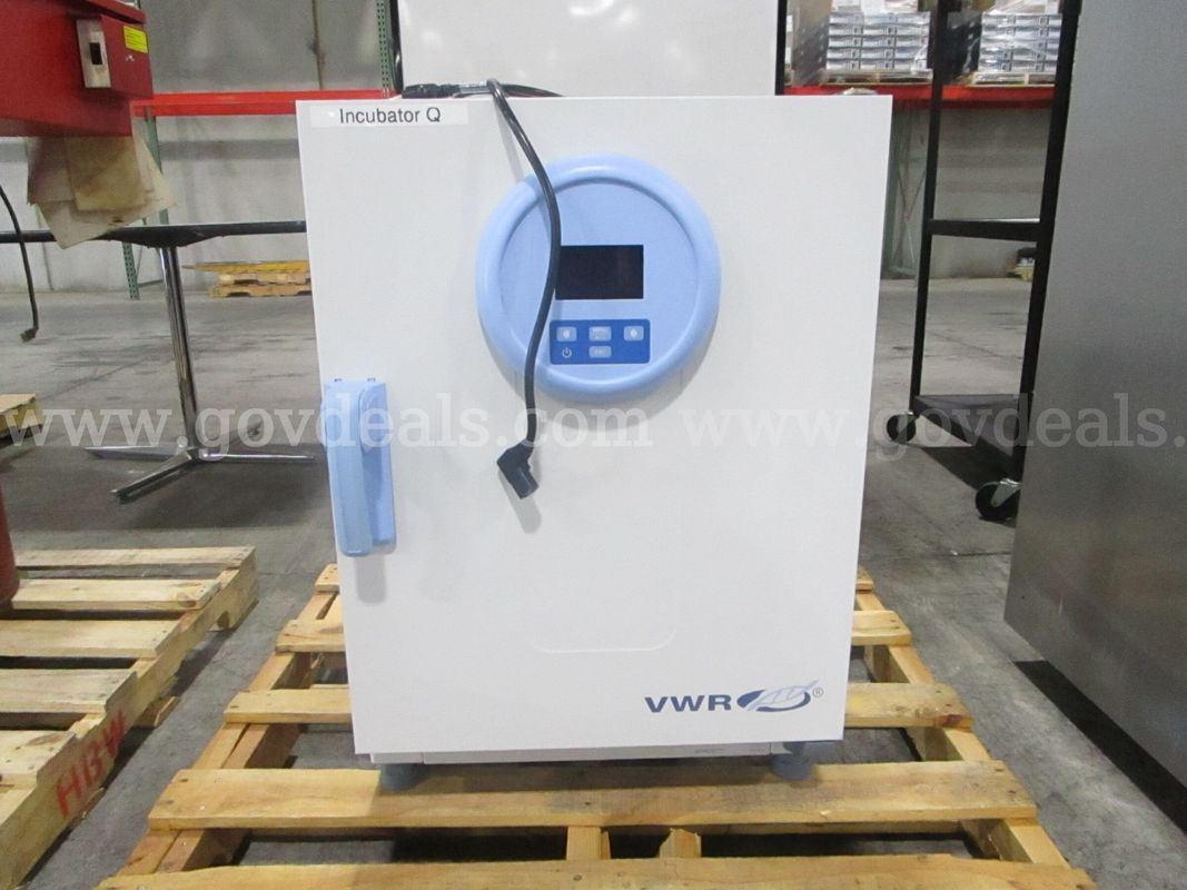 VWR Incubator (C)
