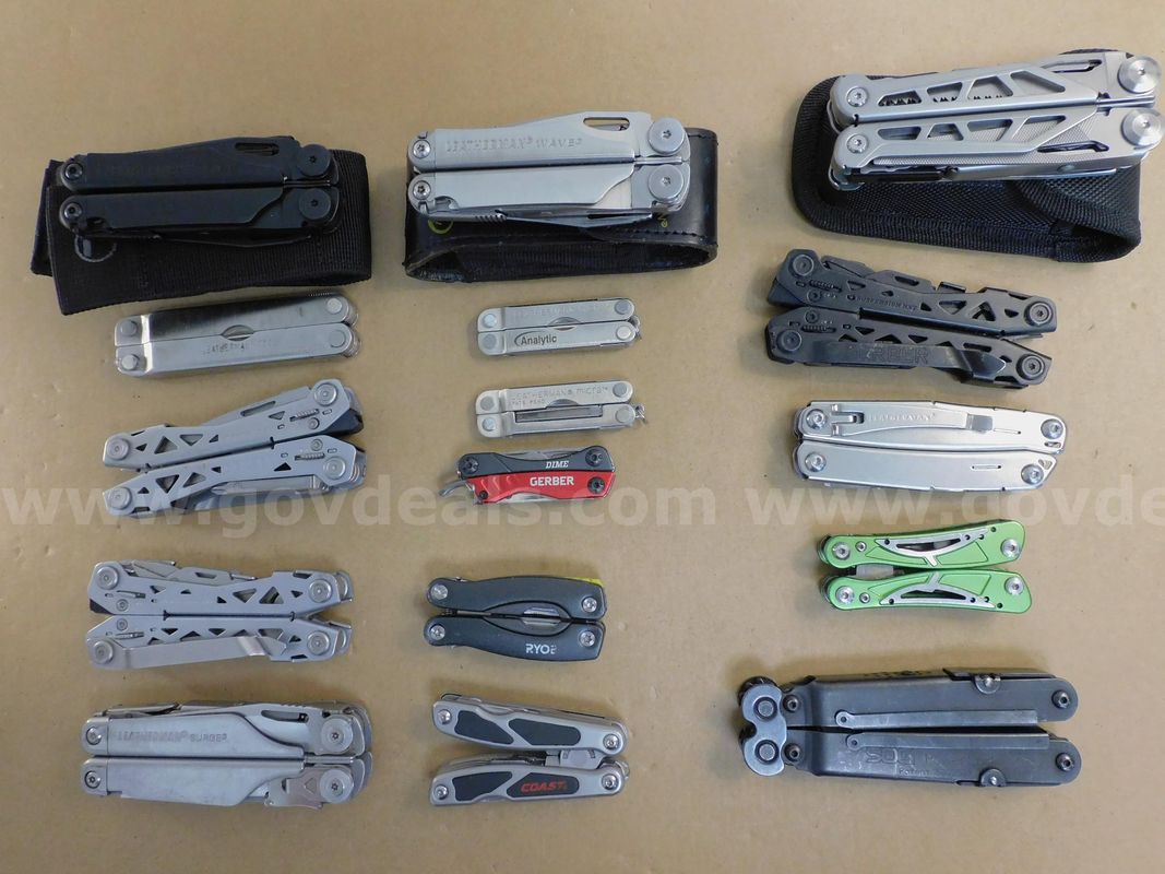 16 Multi-Tools (FS)