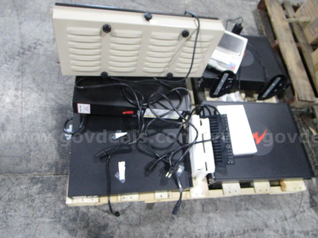 4 UPS Battery Backups (C)