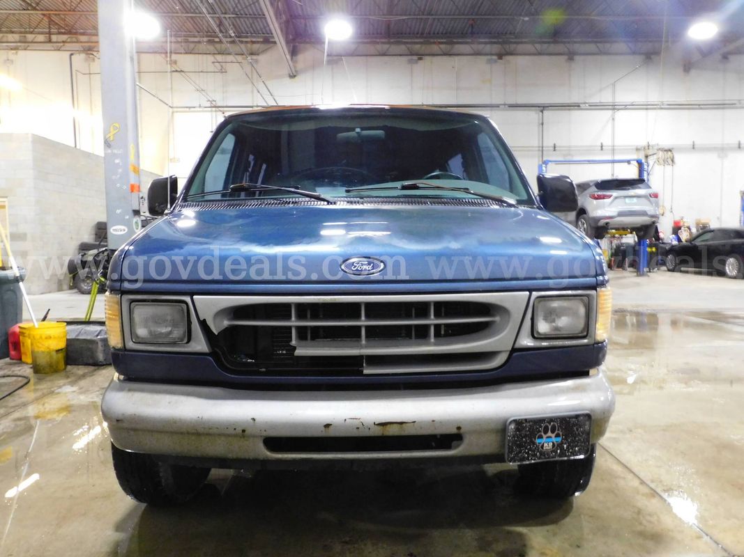 1998 Ford Club Wagon