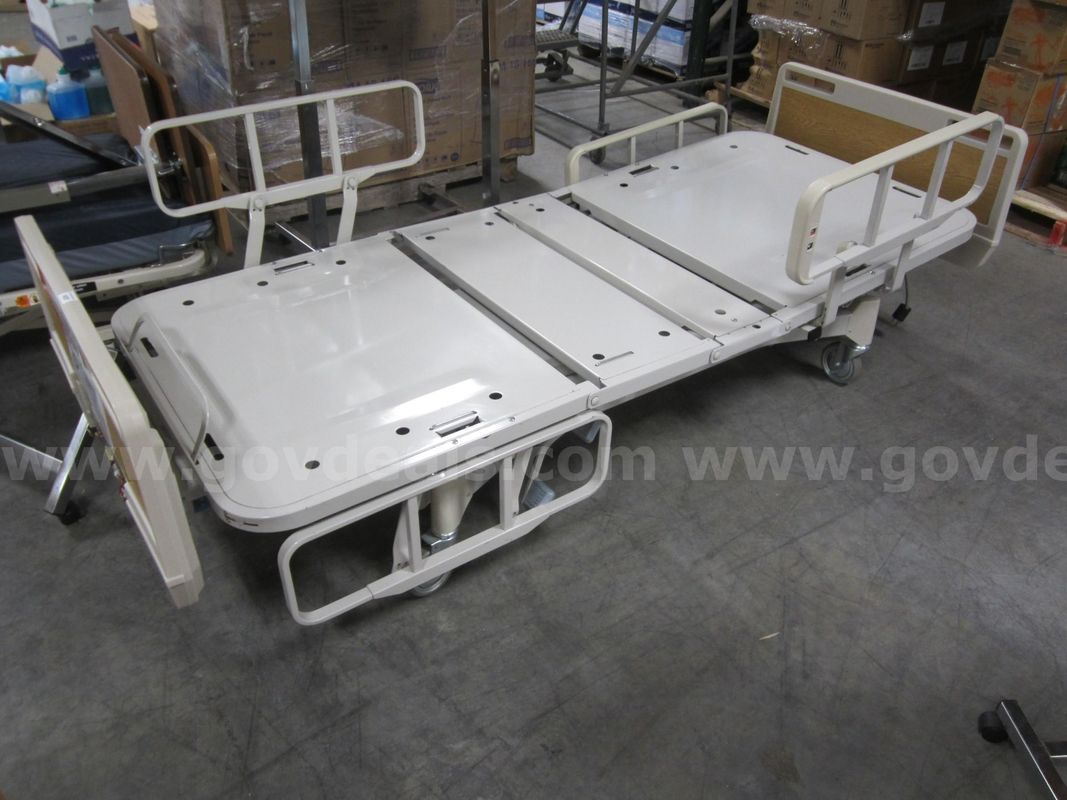 Hospital Bed  Lot 437