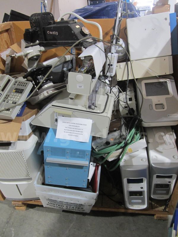 Assorted Lab Equipment Lot 587