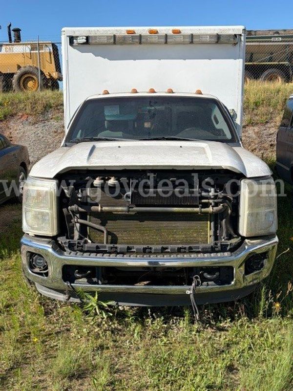 2012 Ford F-350 SD XLT DRW 2WD