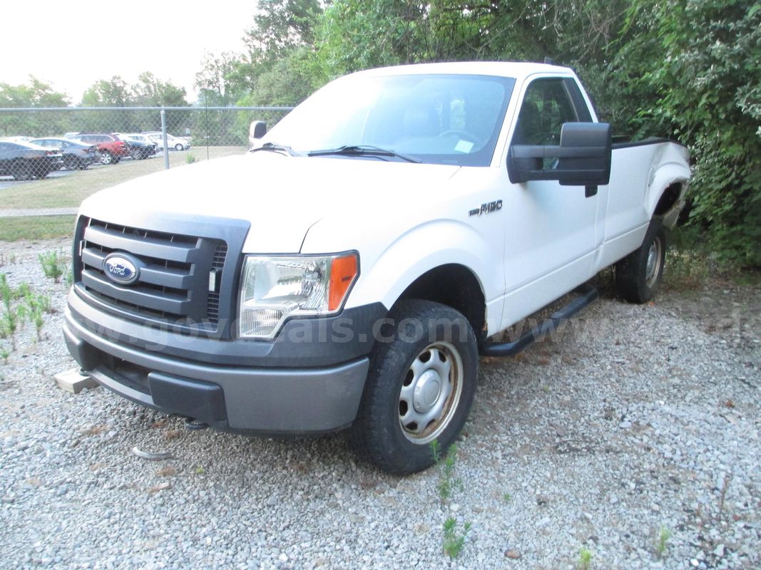 2011 Ford F-150 XL 8-ft. Bed 4WD