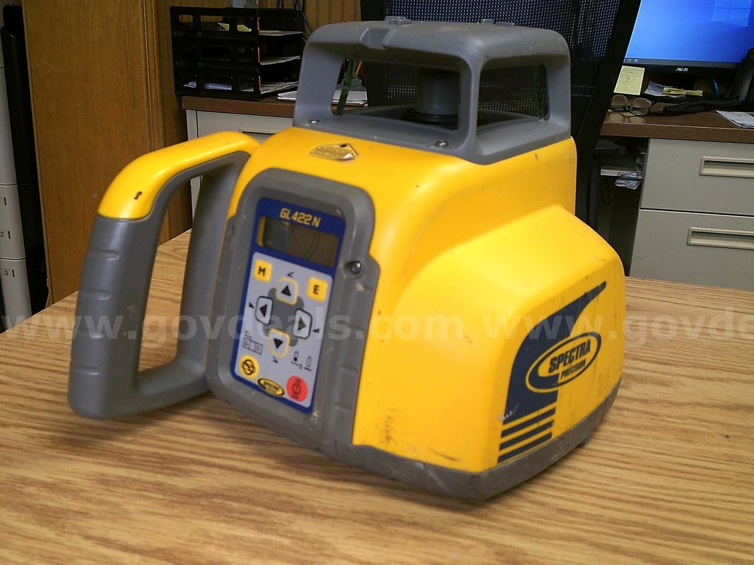 Spectra GL422N Dual Grade Laser *BROKEN*
