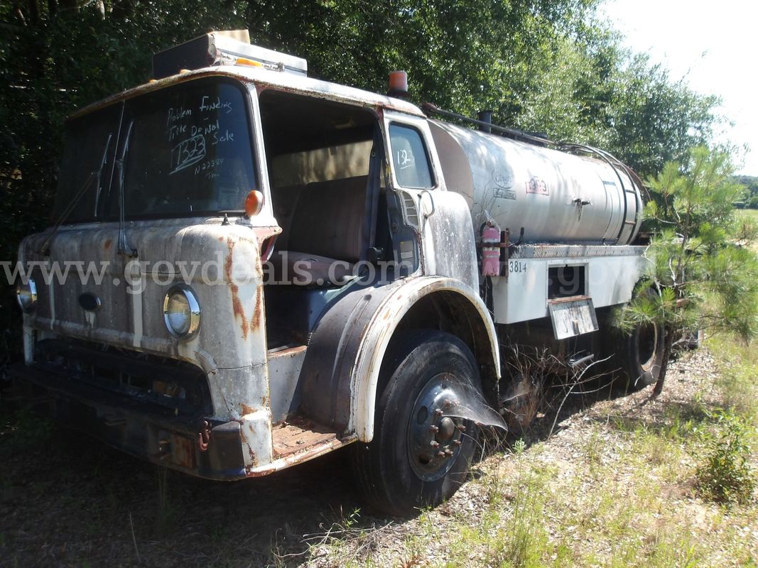 1989 Ford C8000