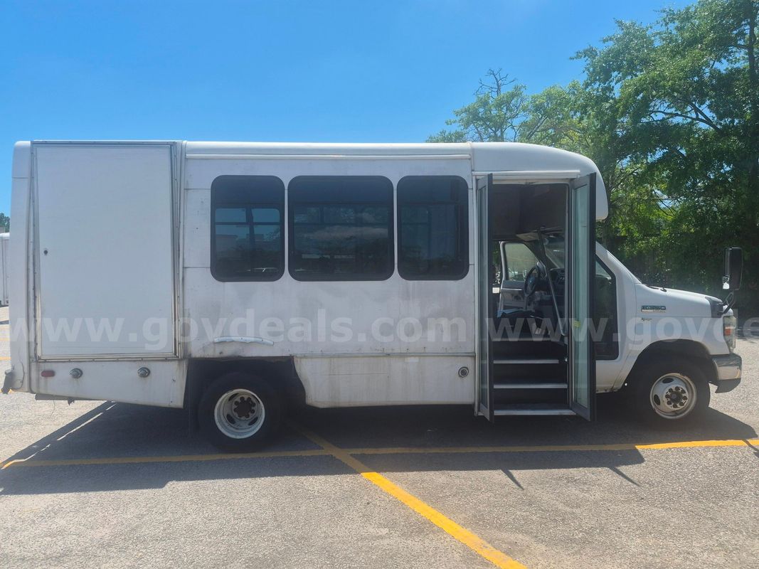 2012 Ford Econoline