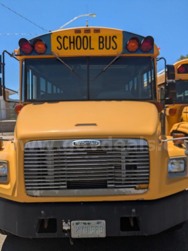 2000 Freightliner FS65 School Bus – 10.3L L6 Diesel