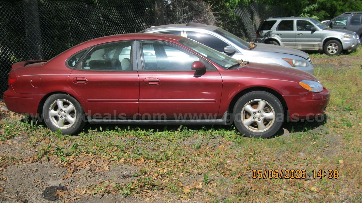 2003 Ford Taurus
