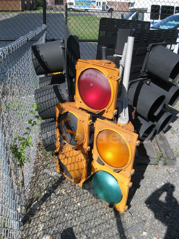 12" Signal Light