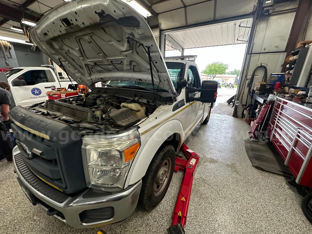 2015 Ford F-250 SD XLT 2WD