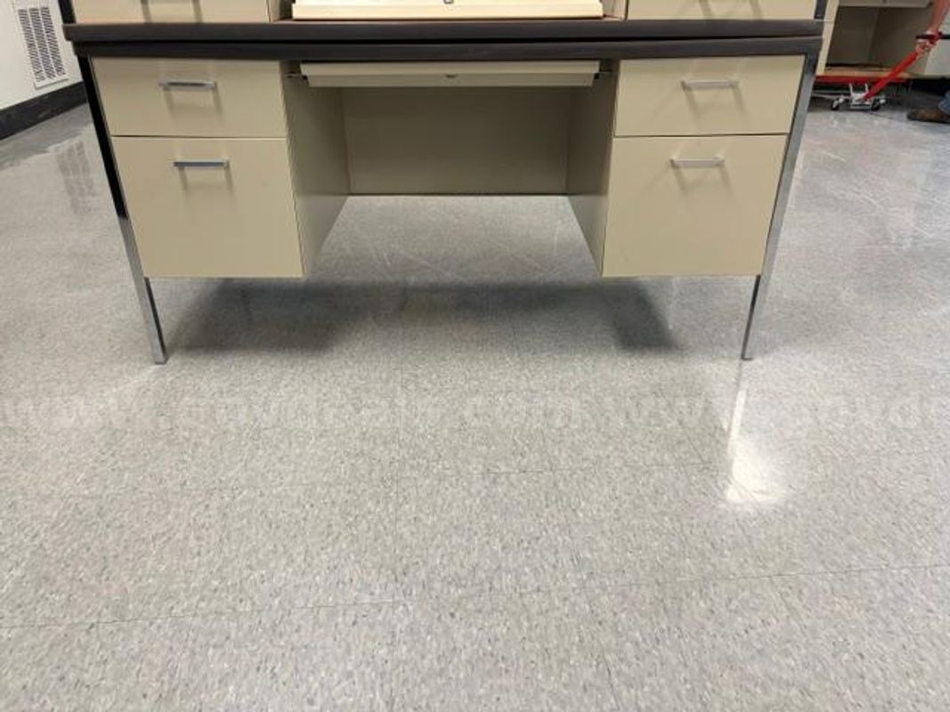 Teacher Desks Lot of 5