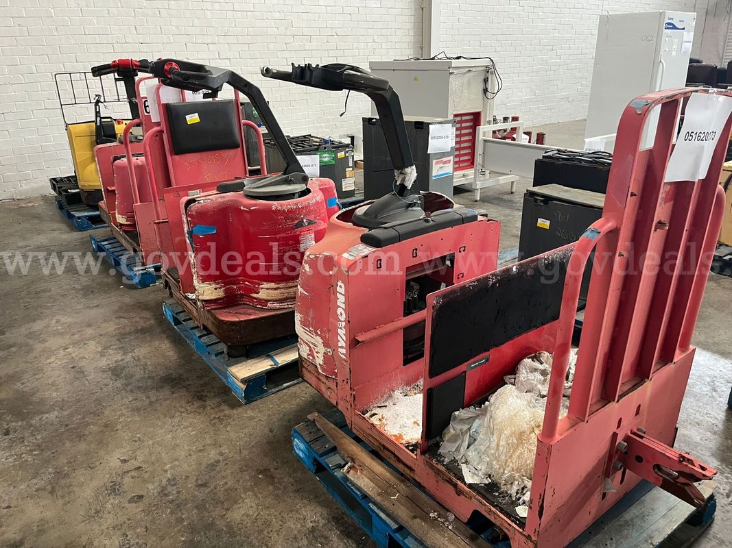 Lot of Electric Pallet Jacks