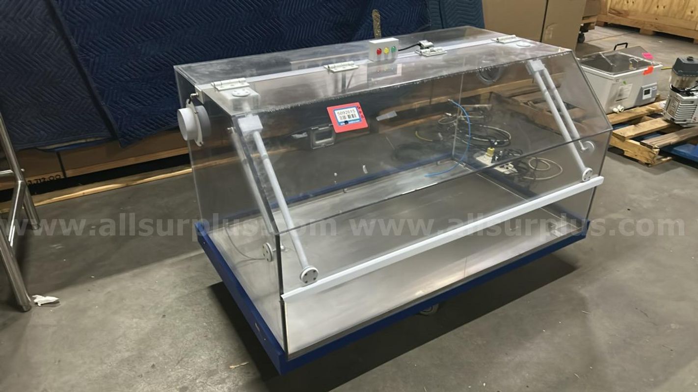 Plexiglass laboratory glove box / containment chamber