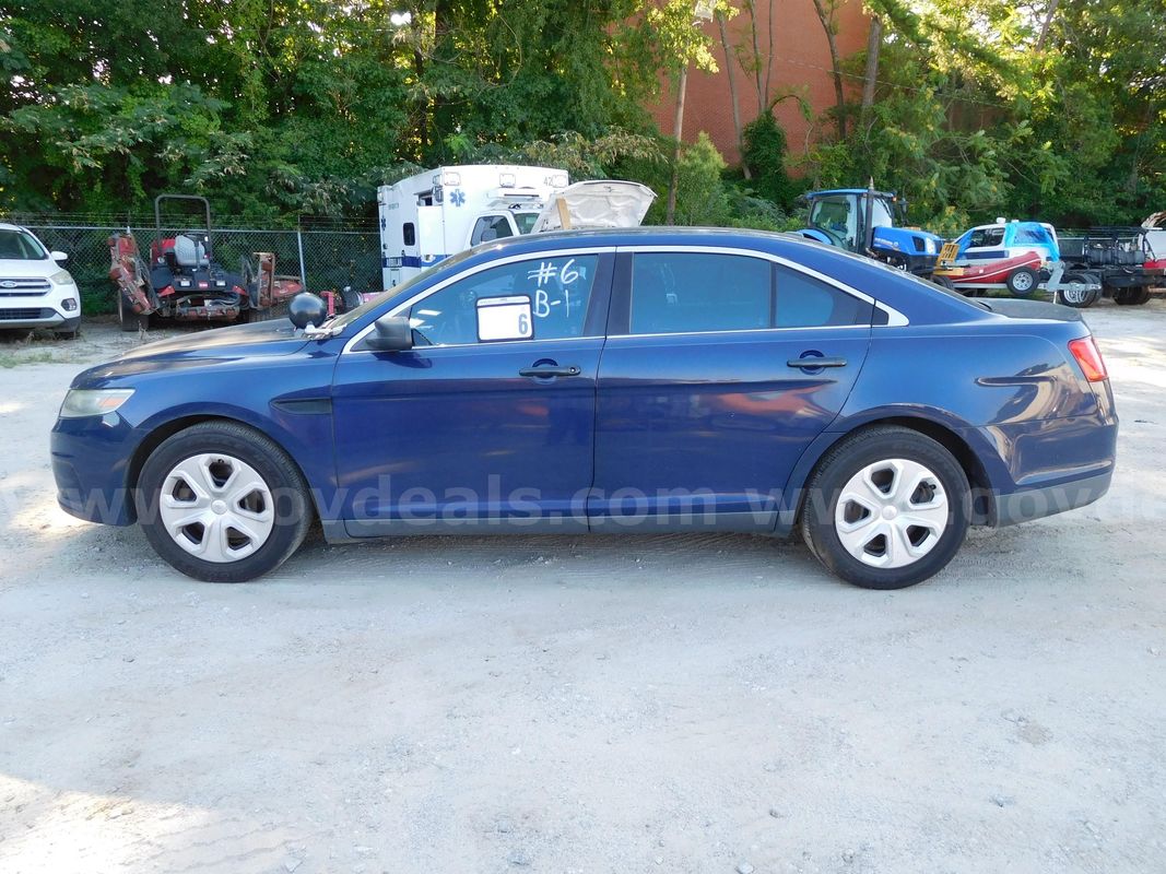 2013 Ford Taurus