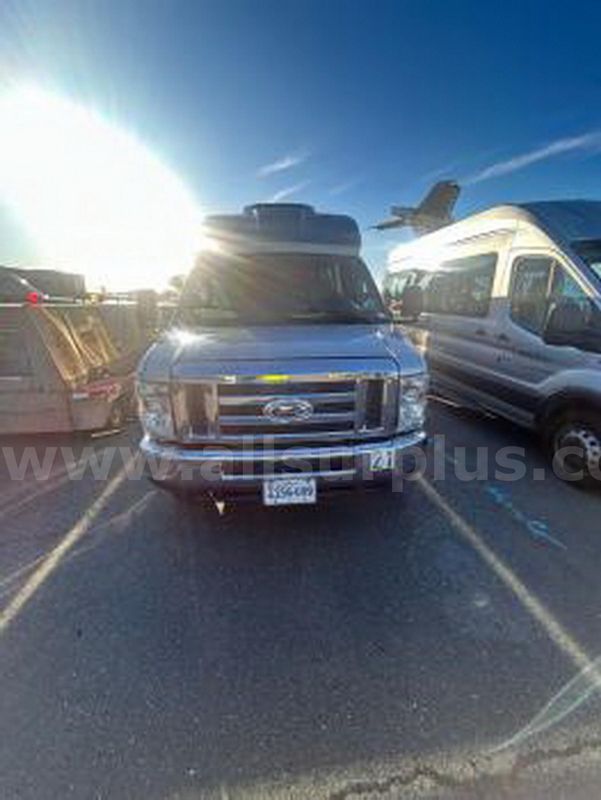 2016 Ford E450 12 Passenger Bus