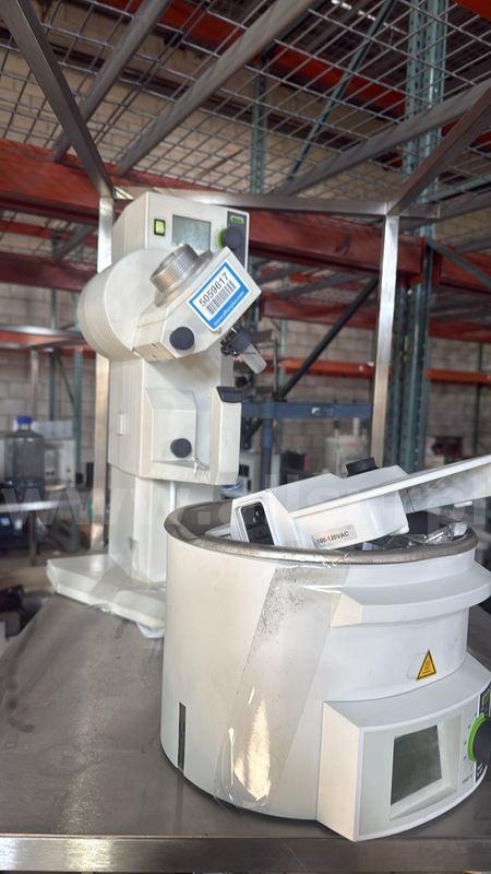 2pcs Buchi R-215 Rotavapor System