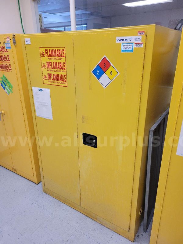 VWR 97044-212 Flammable Materials Storage Cabinet