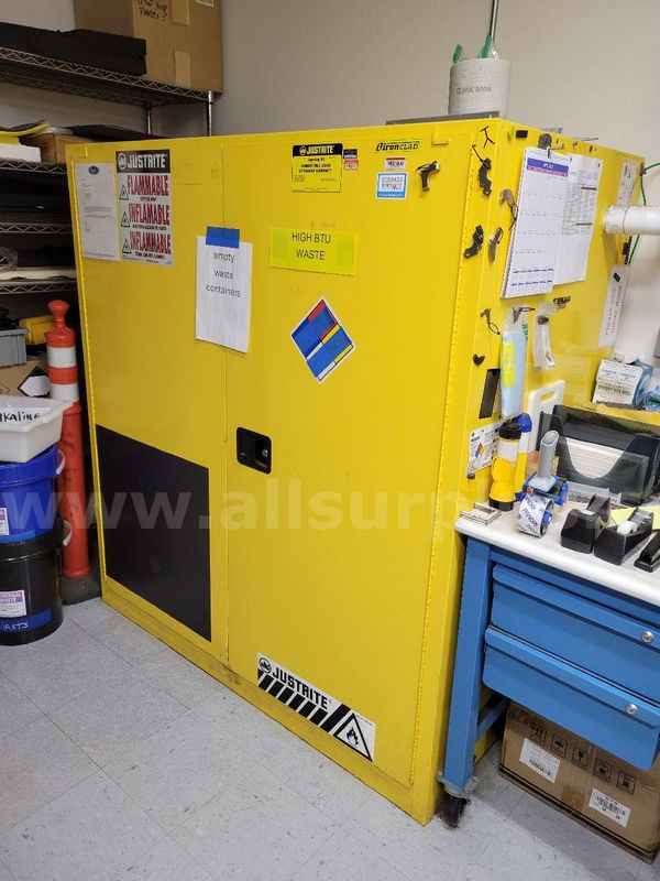 Justrite Sure-Grip EX 899170 Flammable Liquids Storage Cabinet