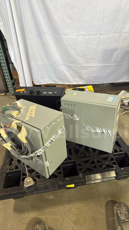 Biomated Solutions Staubli TX40/TX60/TX90 Robot Controller System, Enclosures, Cables, Interlock