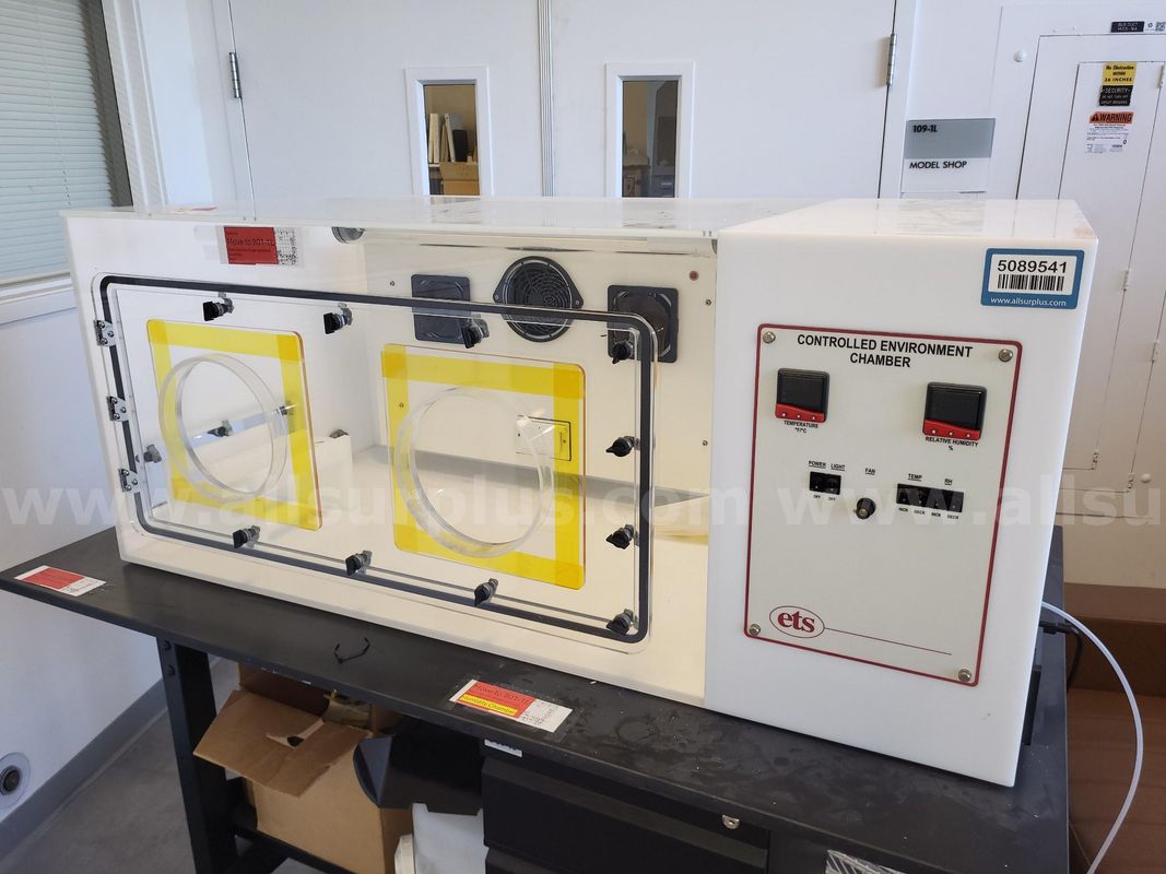 ETS 5532 Controlled Environment Chamber