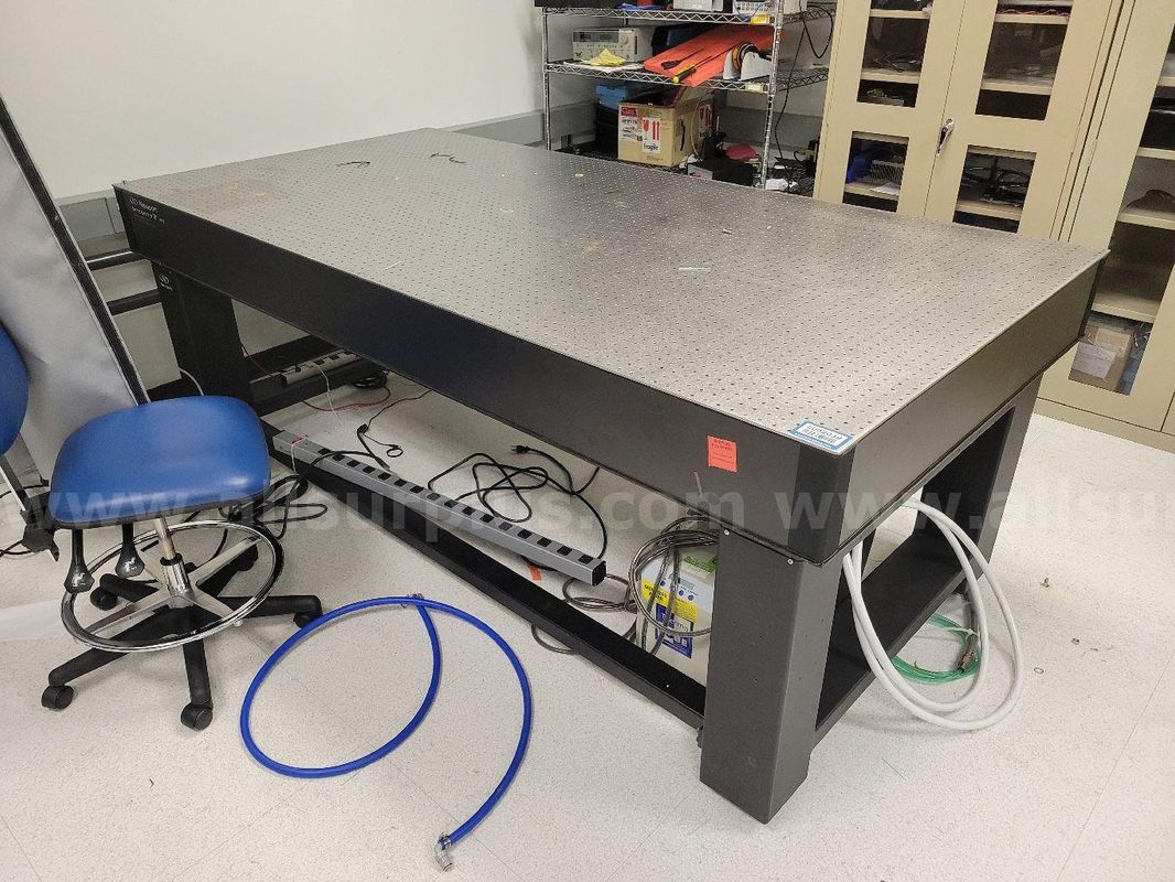 Newport Integrity 2 Vibration Isolated Optical Table
