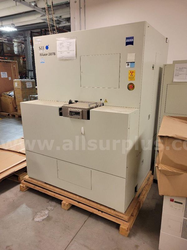 SII Nano Technology X-Vision 200TB FIB-SEM System