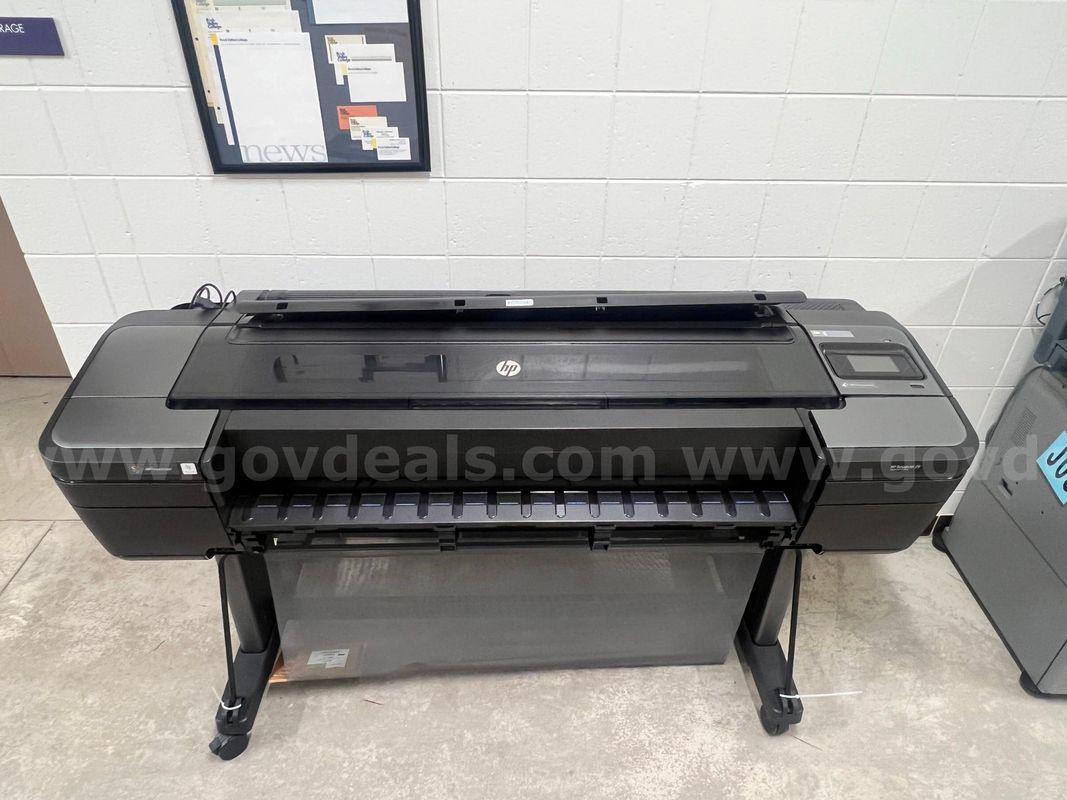 HP DesignJet Z9+ 44-in PostScript Printer (W3Z72A)