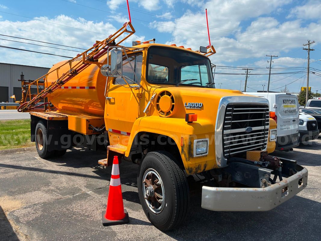1990 Ford LN8000F