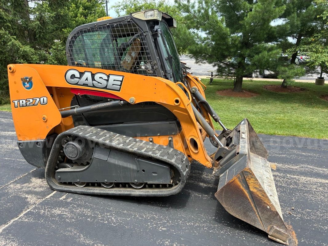 2013 CASE Compact Track Loader Model TR270 with 78" Case Bucket included