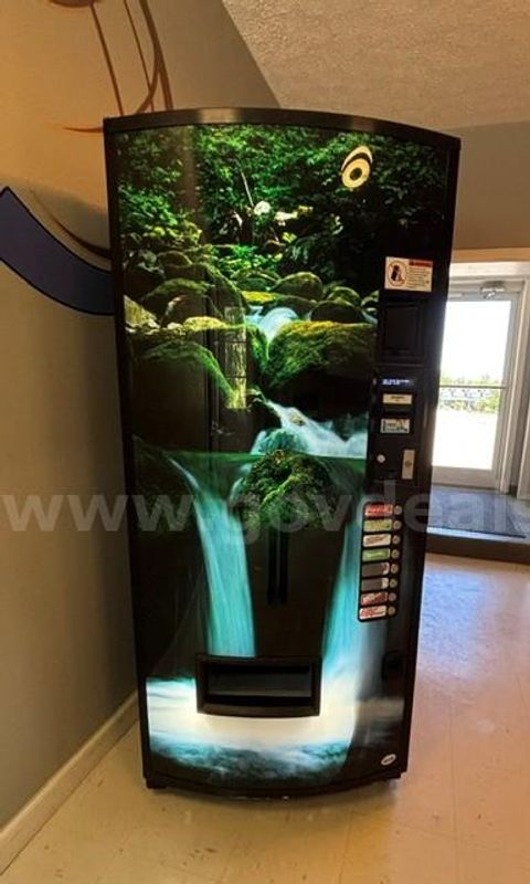 Vendo Drink Vending Machine