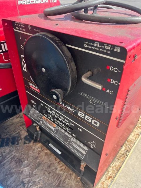 Lincoln Electric Idealarch 250 Welder