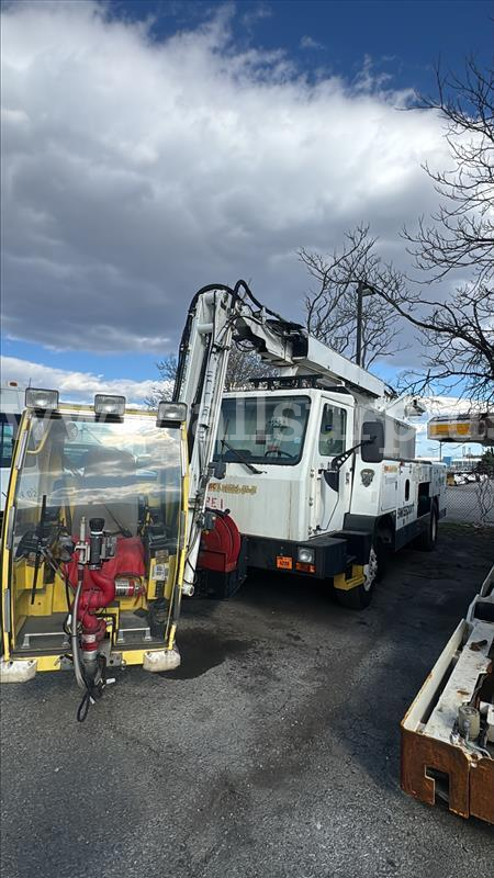 2003 Jbt/Oshkosh Aerotech Tempest Deicing Unit