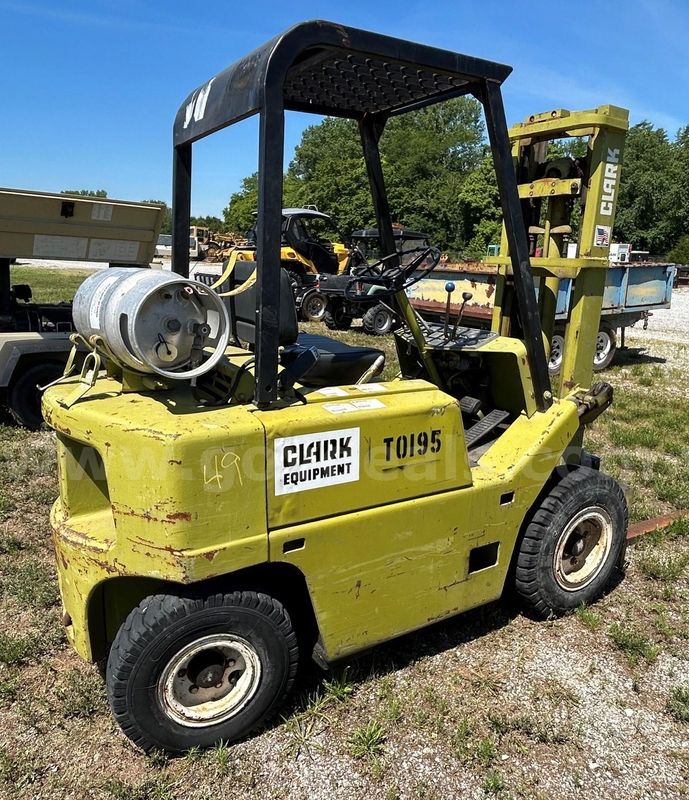Forklift 1971 Clark C500Y40